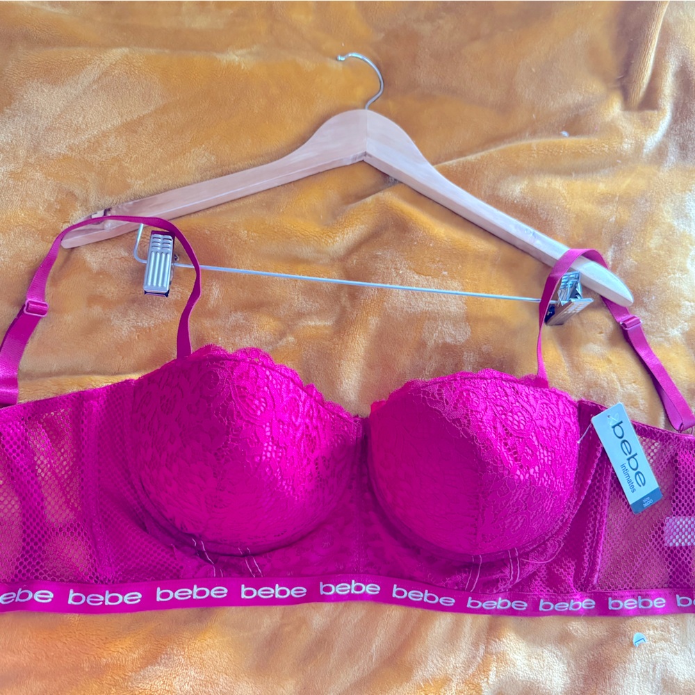 Woman’s NWT Bebe brand Bra 36DD Longline Beautiful bright Pink color